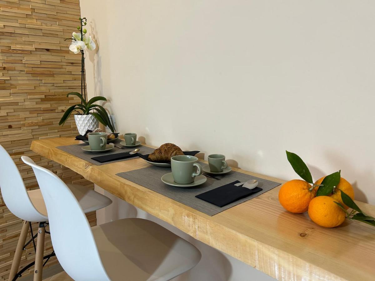 B&B Radice Brucoli Bagian luar foto
